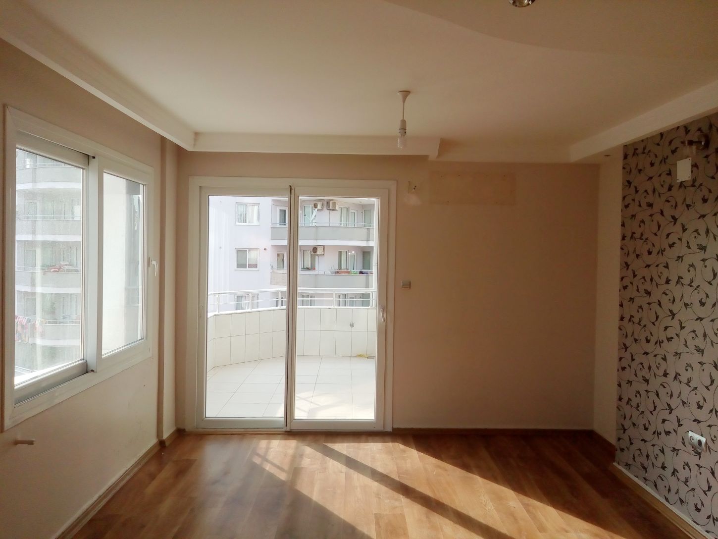 BELEDİYE EVLERİ MH KİRALIK 4+1 BULVARDA SİTEDE DOĞALGAZLI