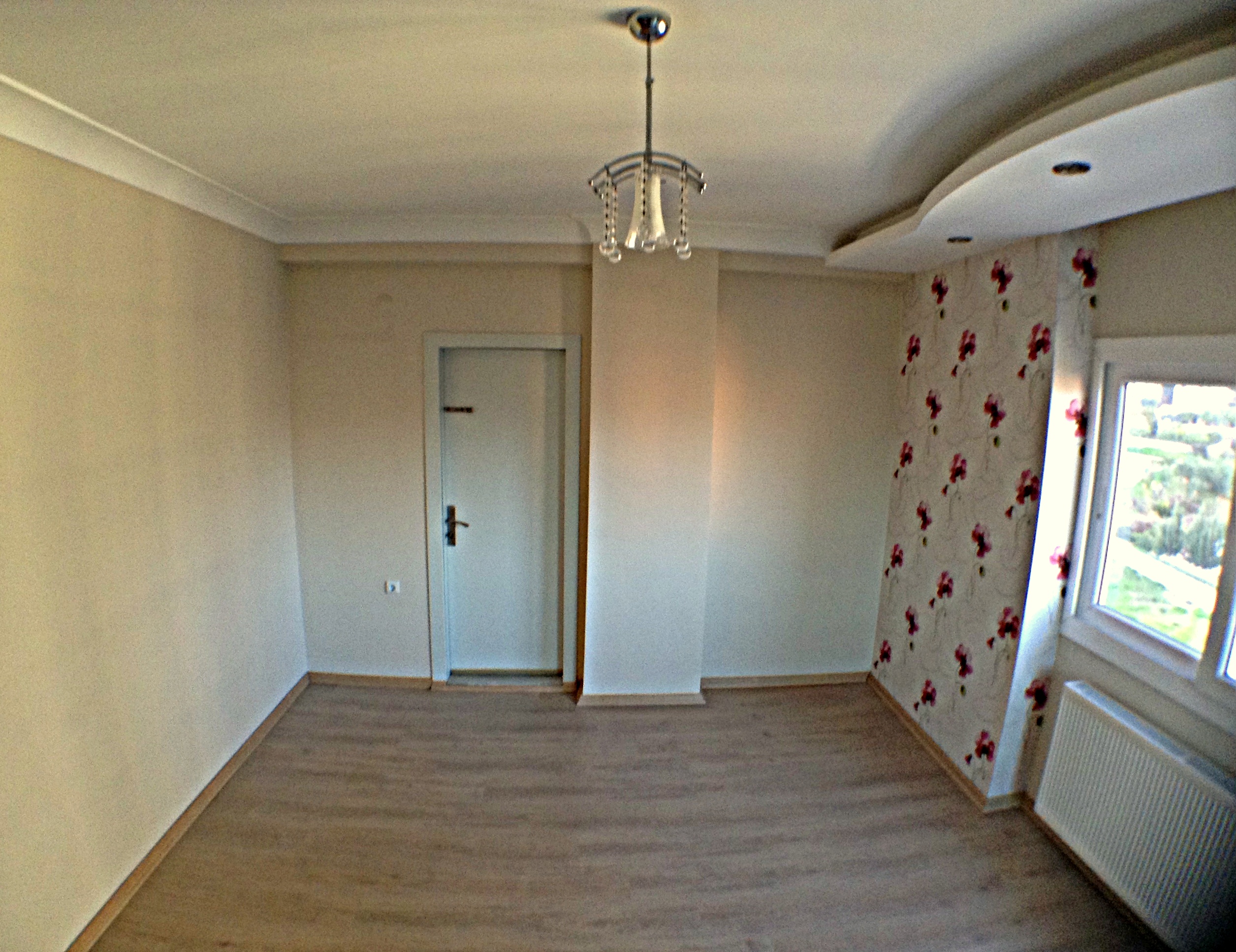 BULVARDA SİTEDE 4+1 DOĞALGAZLI PARKELİ AYLIK KİRALIK DAİRE