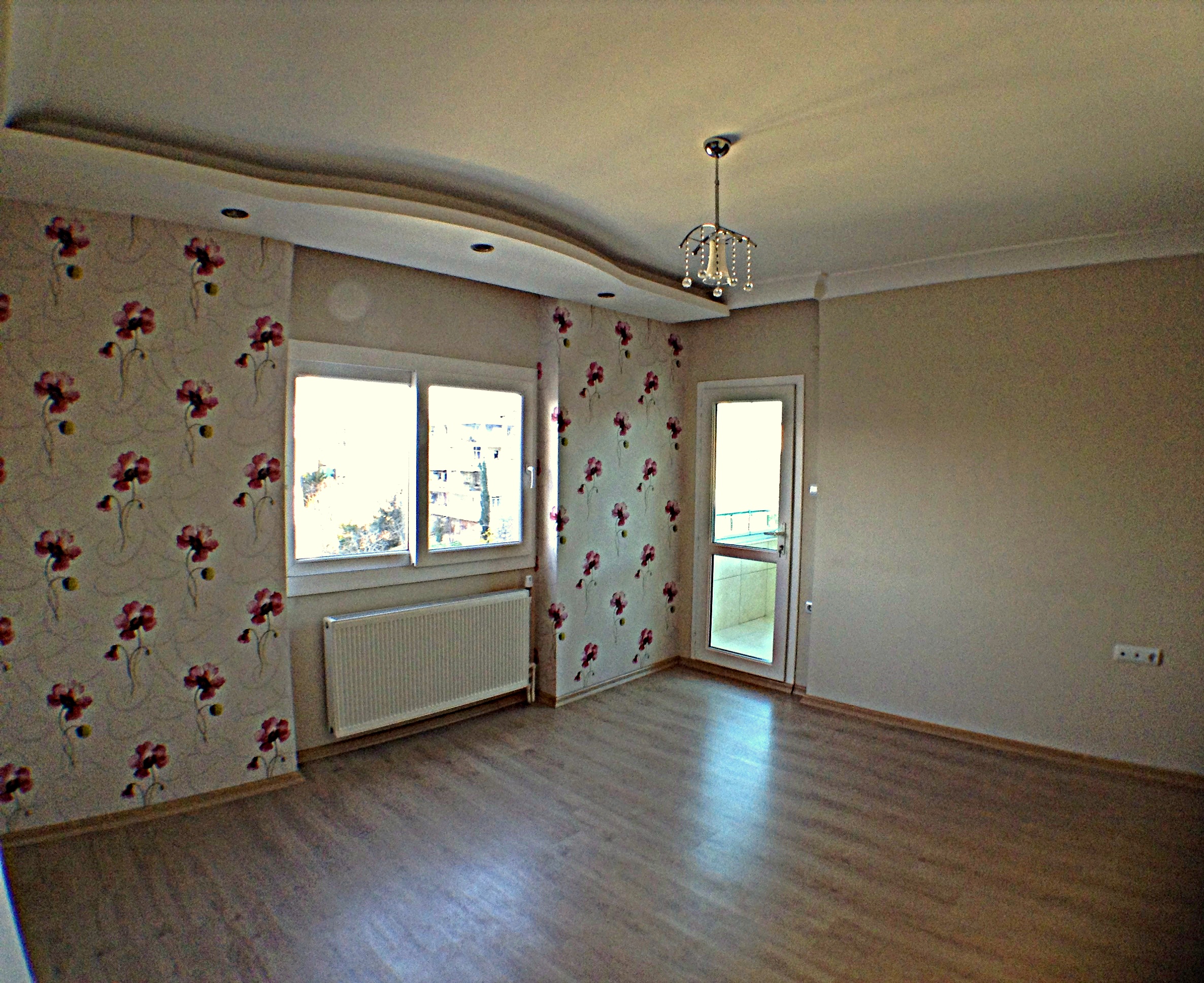 BULVARDA SİTEDE 4+1 DOĞALGAZLI PARKELİ AYLIK KİRALIK DAİRE