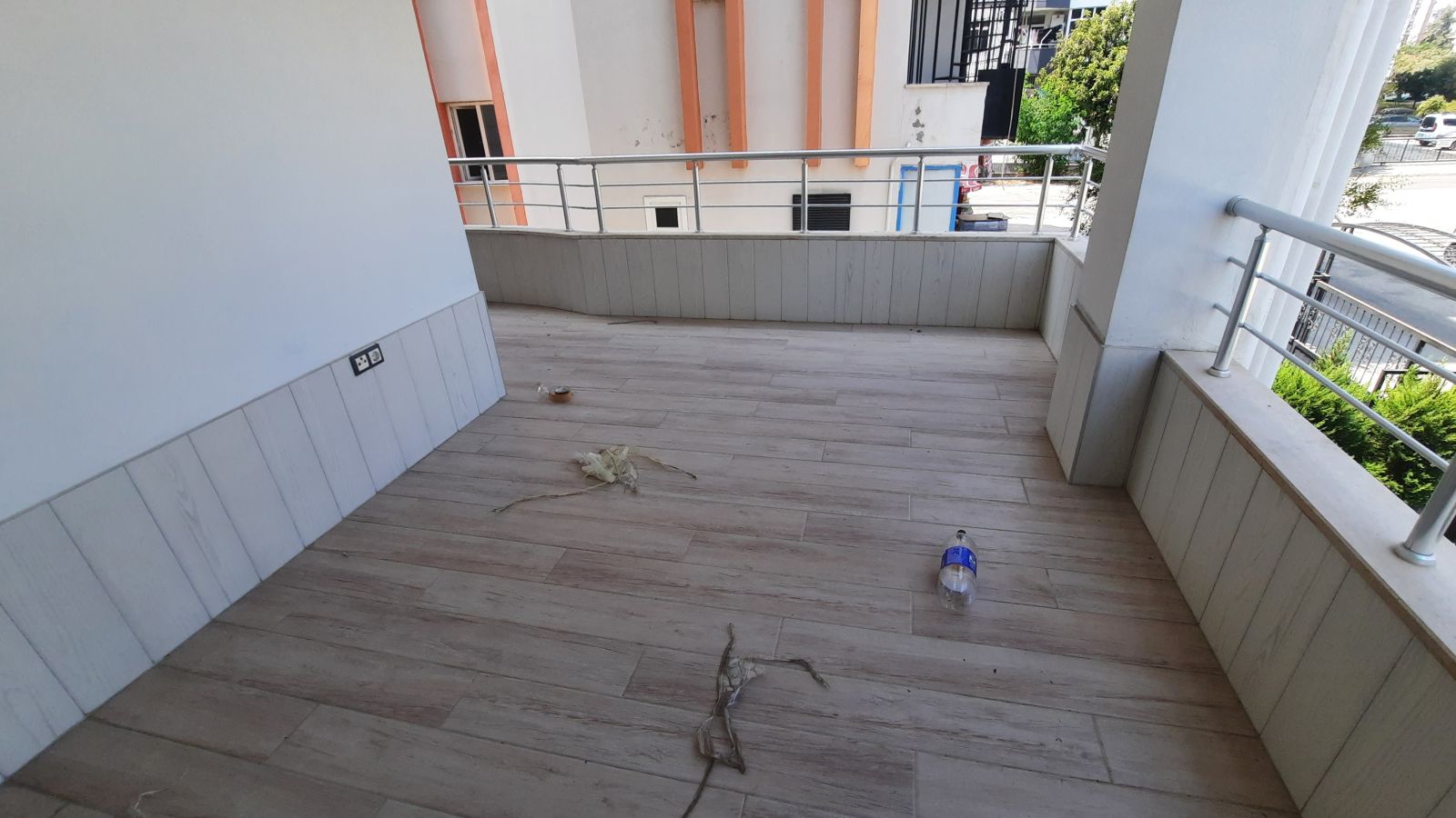 BULVARDA 4+1 230 M2 NET KULLANIMLI HER KAT TEK DAİRE DOĞLAGAZLI KİRALIK DAİRE