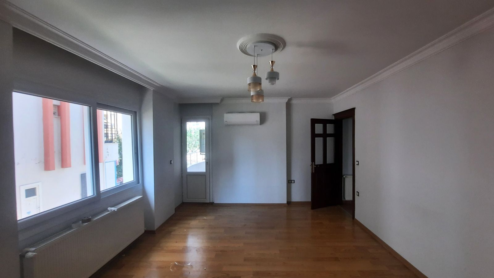 BULVARDA 4+1 230 M2 NET KULLANIMLI HER KAT TEK DAİRE DOĞLAGAZLI KİRALIK DAİRE