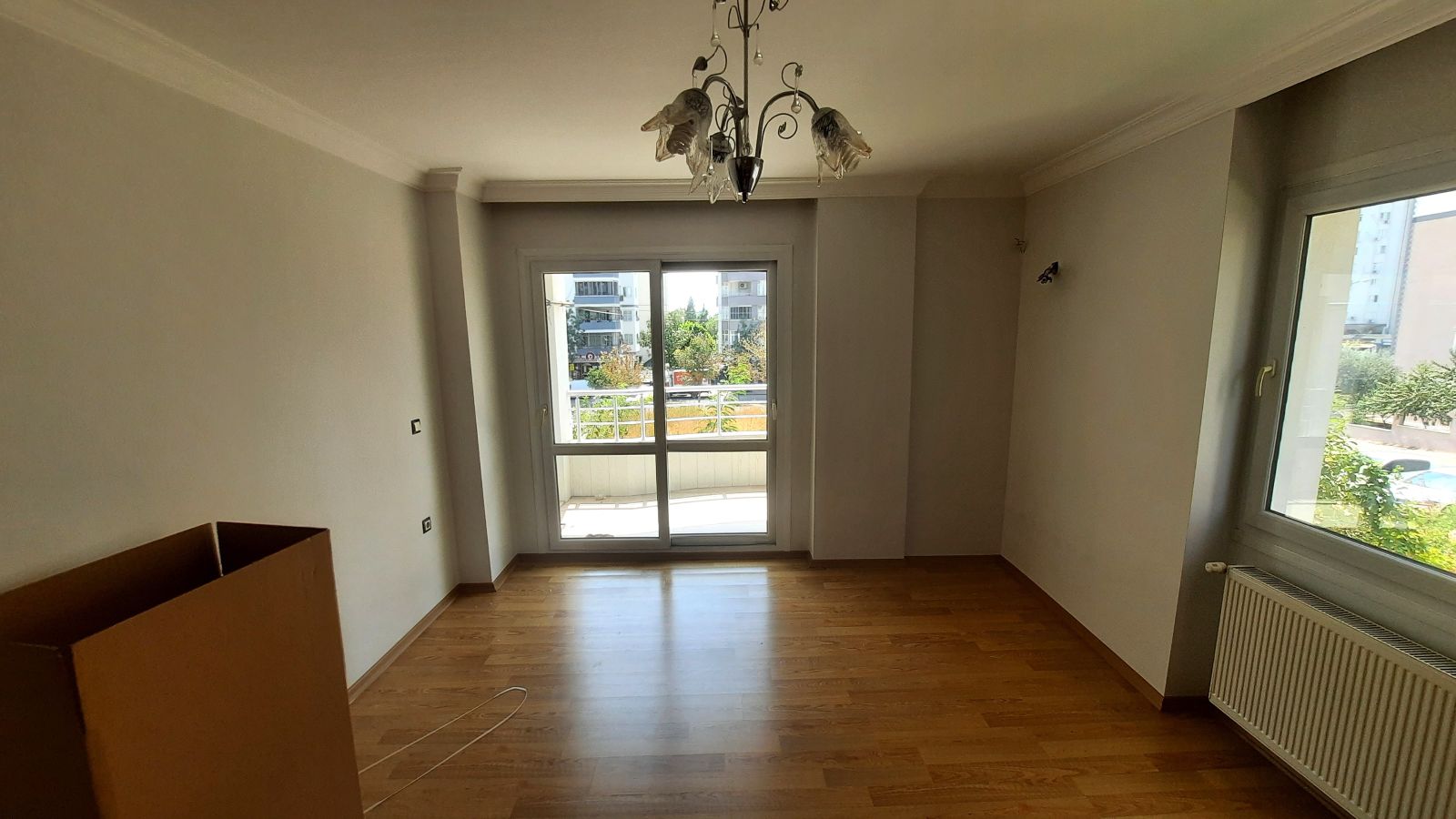 BULVARDA 4+1 230 M2 NET KULLANIMLI HER KAT TEK DAİRE DOĞLAGAZLI KİRALIK DAİRE