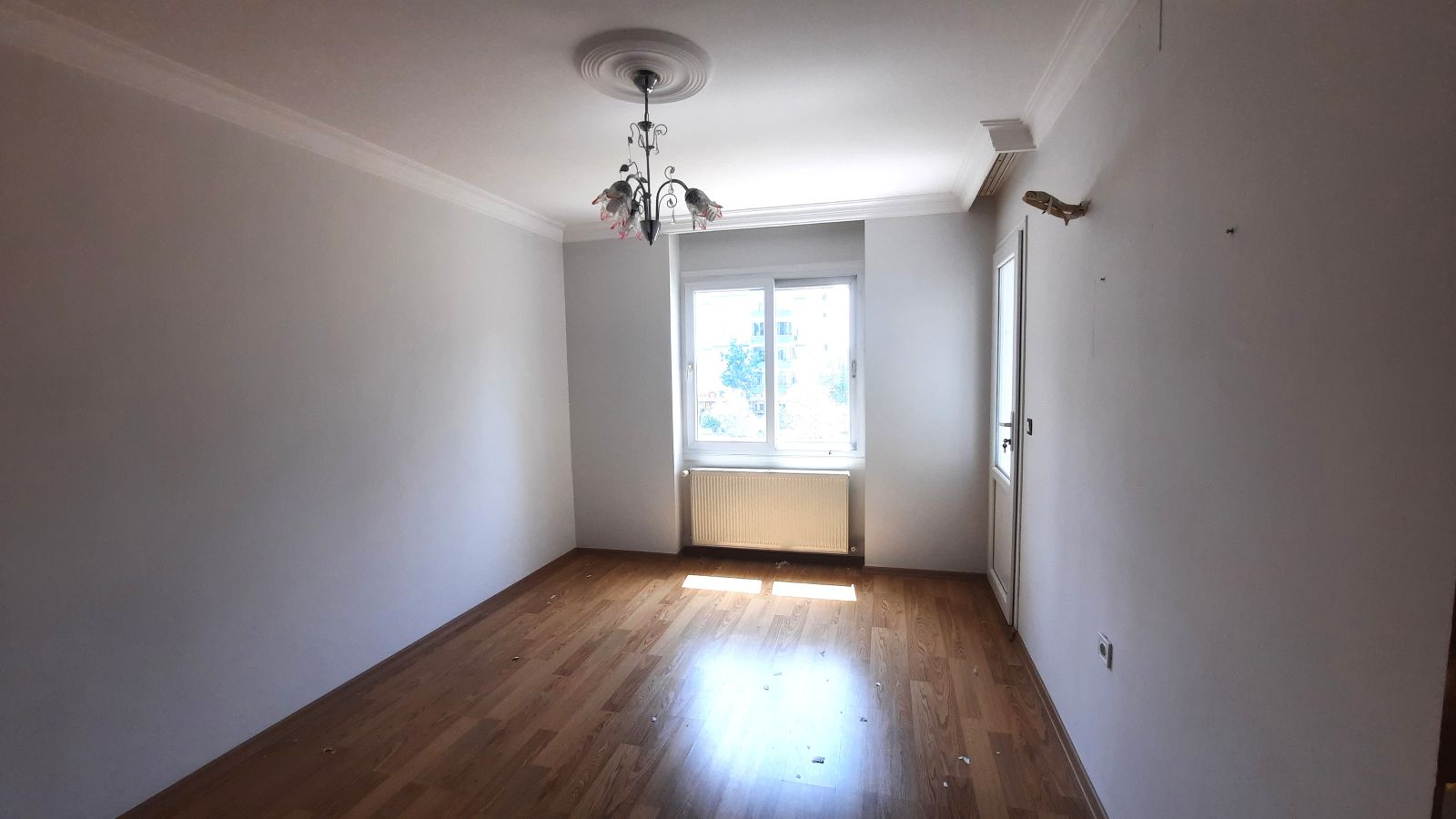 BULVARDA 4+1 230 M2 NET KULLANIMLI HER KAT TEK DAİRE DOĞLAGAZLI KİRALIK DAİRE