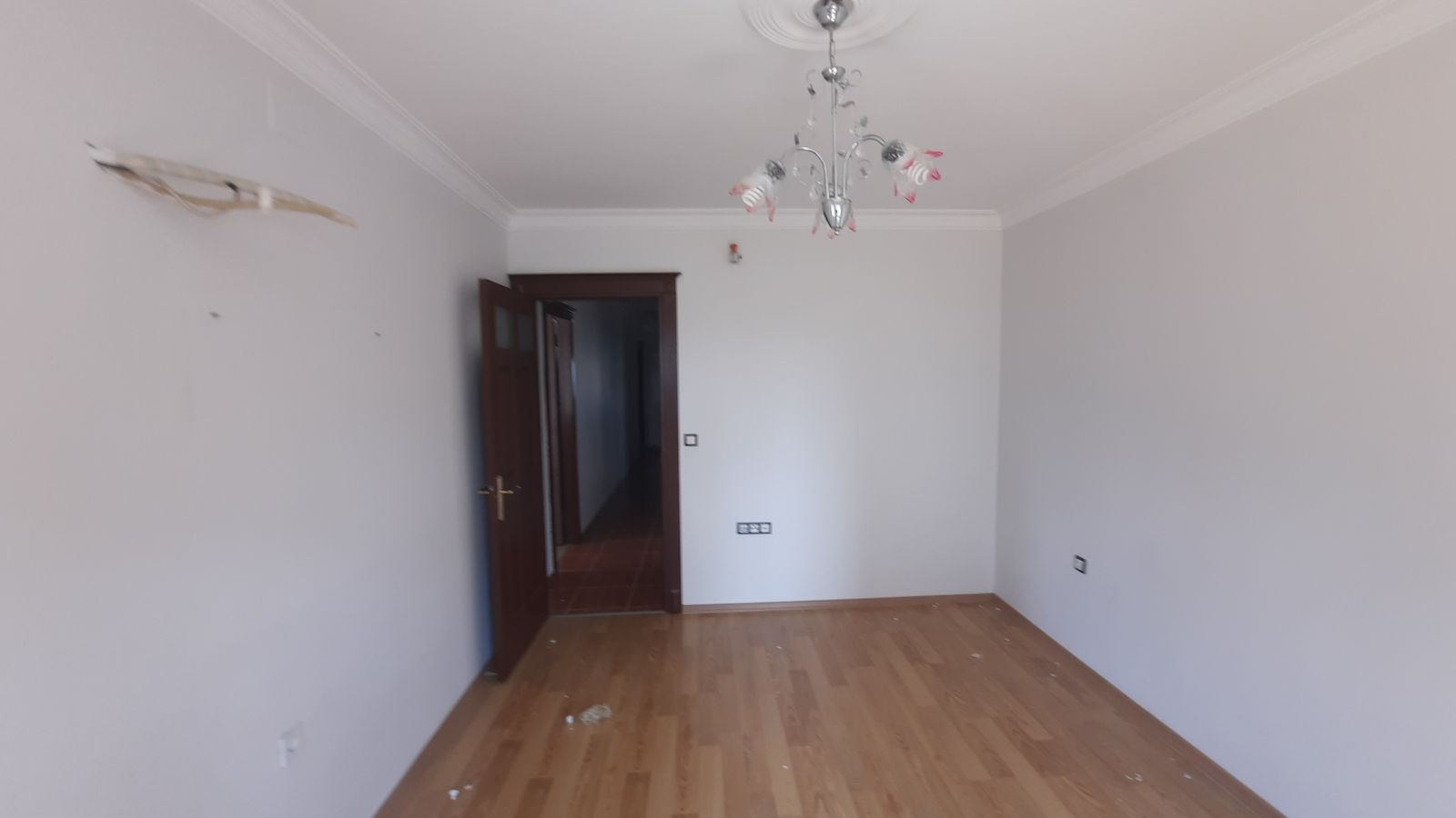 BULVARDA 4+1 230 M2 NET KULLANIMLI HER KAT TEK DAİRE DOĞLAGAZLI KİRALIK DAİRE