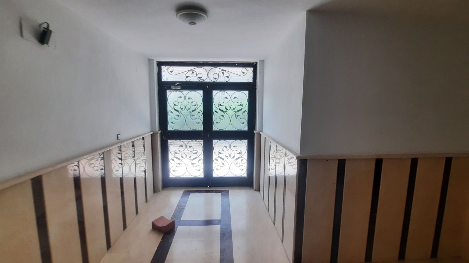 BULVARDA 4+1 230 M2 NET KULLANIMLI HER KAT TEK DAİRE DOĞLAGAZLI KİRALIK DAİRE