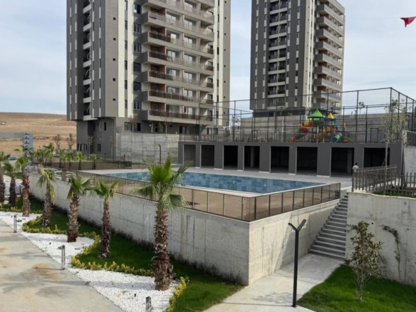 ÇUKUROVA’NIN CAZİBE MERKEZİ LOKASYONDA , HAVUZLU SİTEDE, YATIRIM FIRSATI