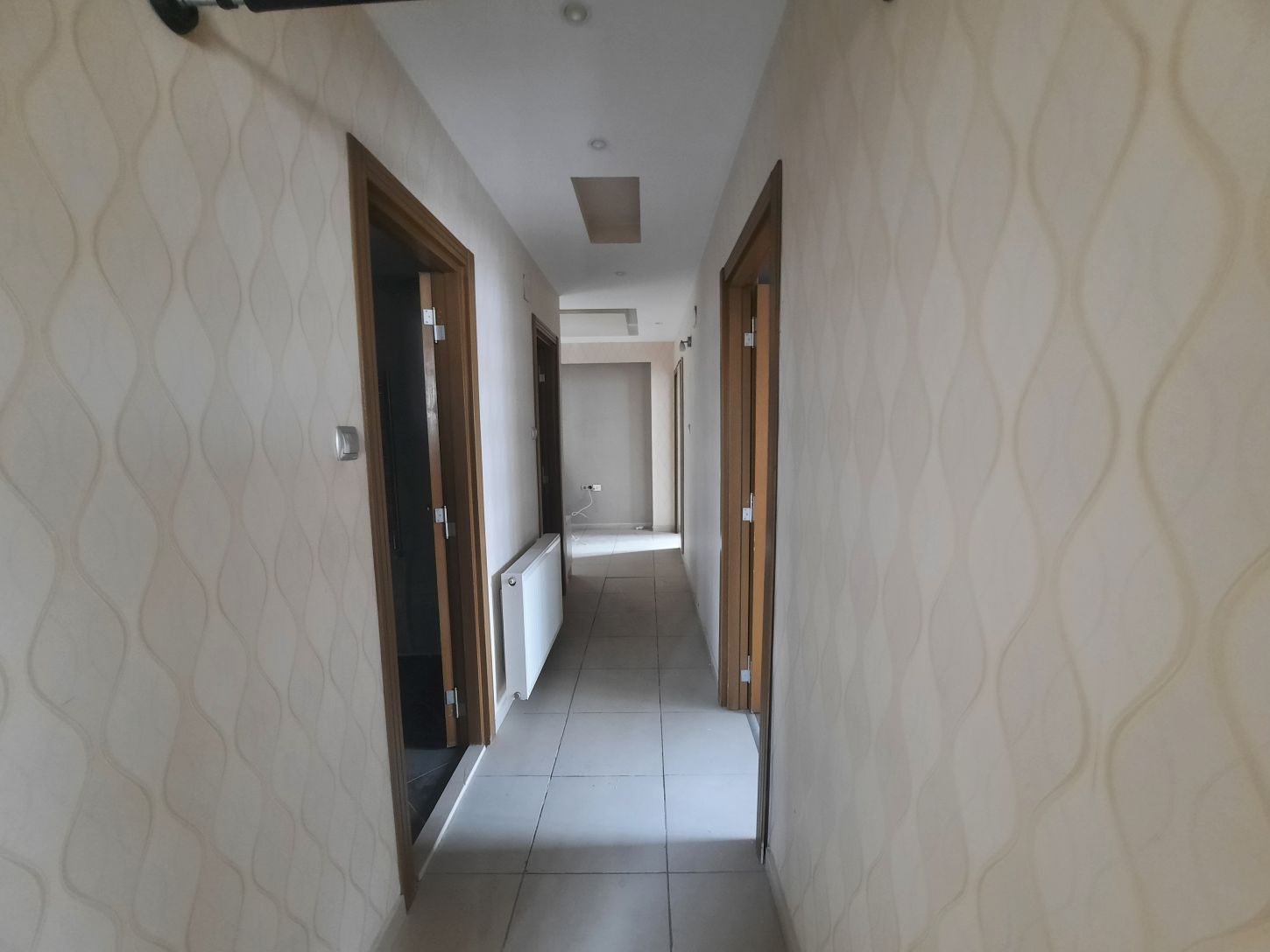 BELEDİYE EVLERİ MH KİRALIK 4+1 BULVARDA SİTEDE DOĞALGAZLI