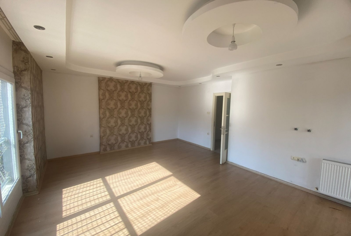 Adana çukurova Belediye evlerinde bulvarda doğalgazlı 4+1 kiralık daire
