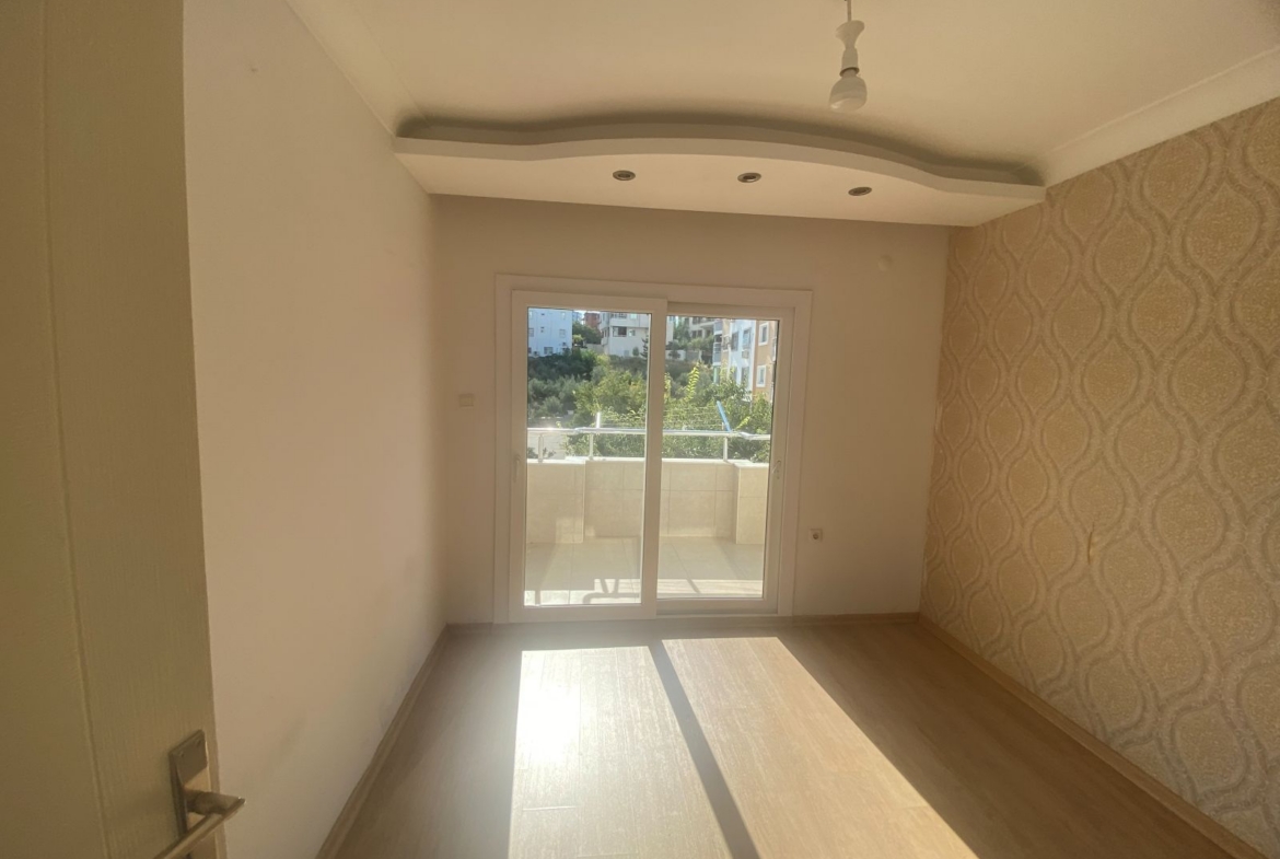 Adana çukurova Belediye evlerinde bulvarda doğalgazlı 4+1 kiralık daire