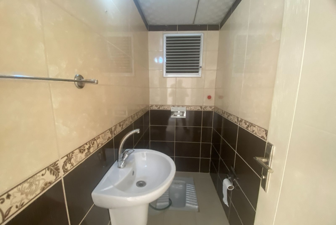 Adana çukurova Belediye evlerinde bulvarda doğalgazlı 4+1 kiralık daire