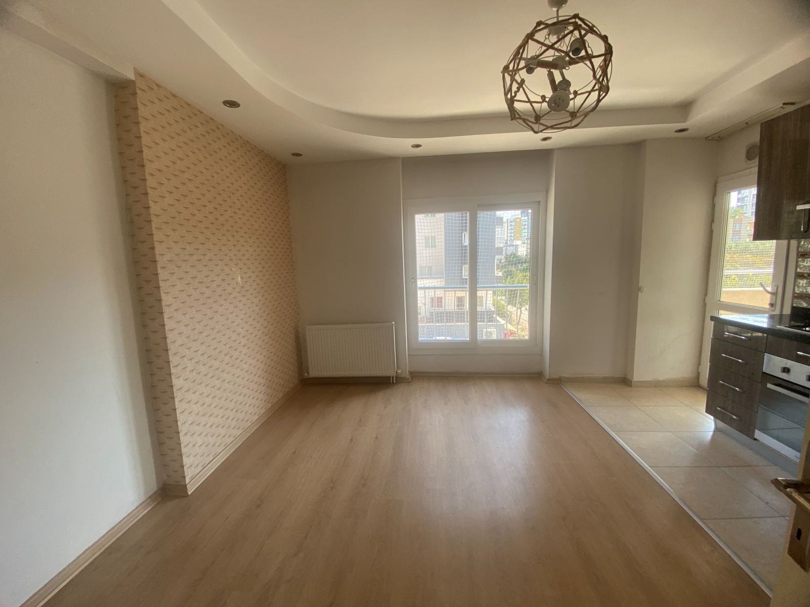 Çukurova belediye evleri özcanpark sitesi B blok 1 kat kiralık 4+1 daire 8 Adana çukurova Belediye evlerinde bulvarda doğalgazlı 4+1 kiralık daire