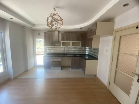 Adana çukurova Belediye evlerinde bulvarda doğalgazlı 4+1 kiralık daire
