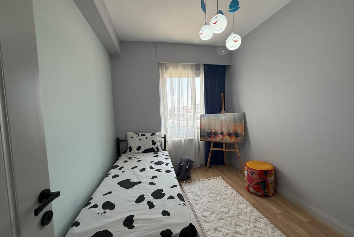 Seyhan Yeşiloba Oto center civarı sitede kiralık 3+1 daire