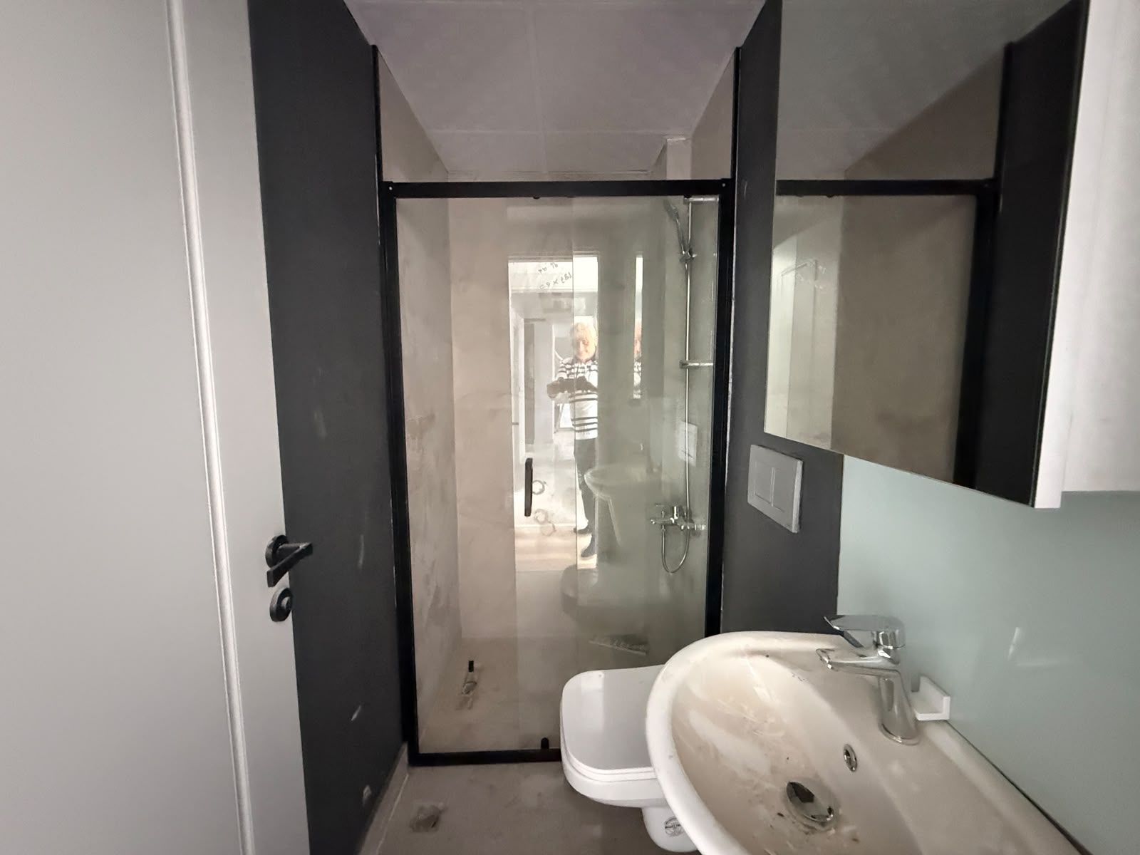Seyhan Yeşiloba Oto center civarı sitede kiralık 2+1 daire