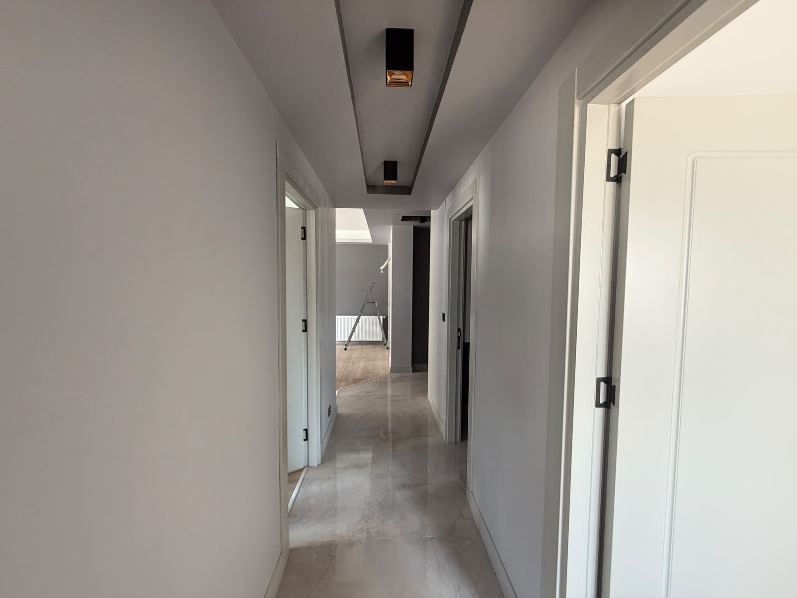 Seyhan Yeşiloba Oto center civarı sitede kiralık 2+1 daire