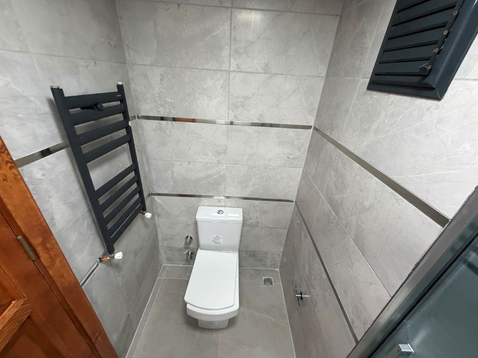 Adana Çukurova Güzelyalı Göl TOKİ evlerinde satılık daire