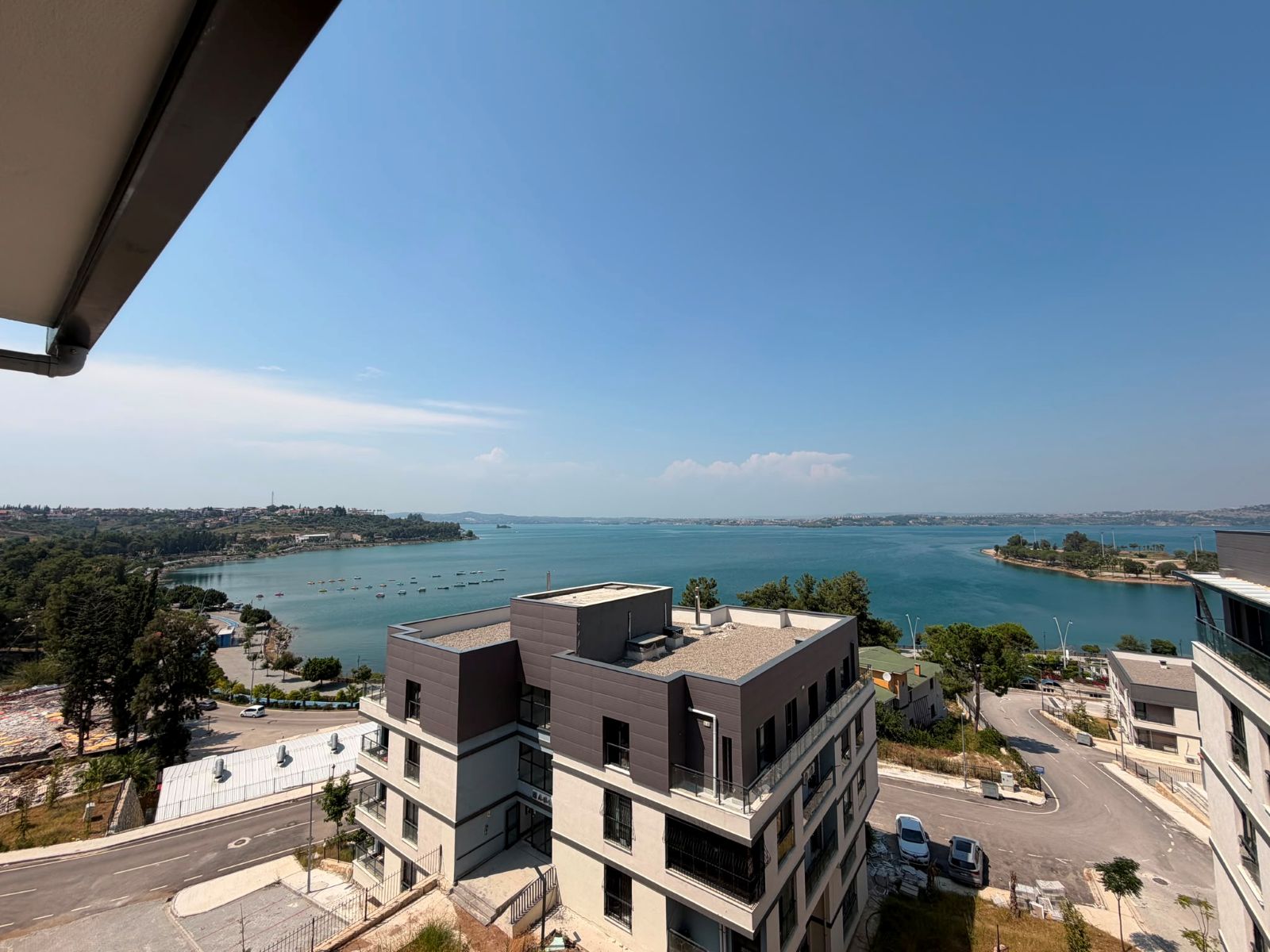 Adana Çukurova Güzelyalı Göl TOKİ evlerinde satılık daire