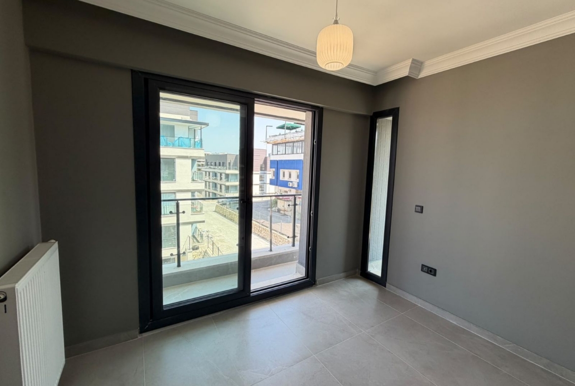 Adana Çukurova Güzelyalı Göl TOKİ evlerinde satılık daire